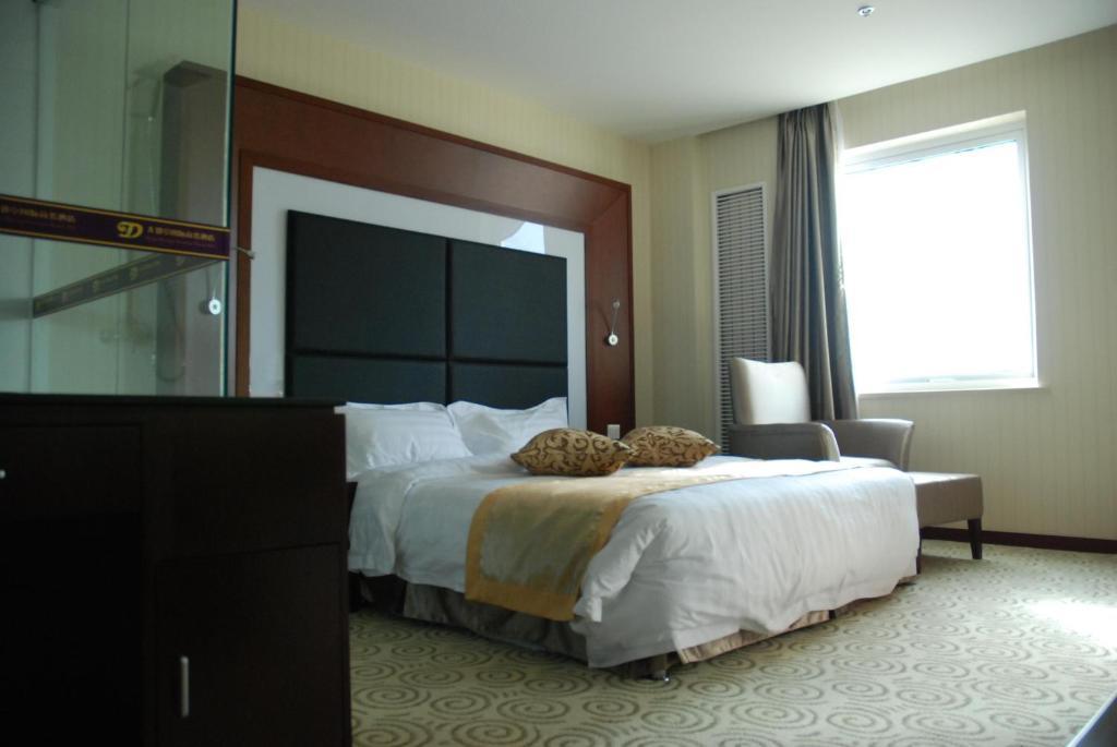 Dajiaoting International Business Hotel Пекин Стая снимка