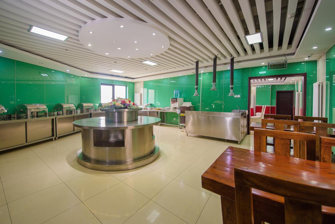 Dajiaoting International Business Hotel Пекин Екстериор снимка